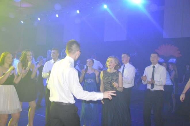 Studniówka III LO [03.01.2014] - zdjęcie #49 - eOstroleka.pl