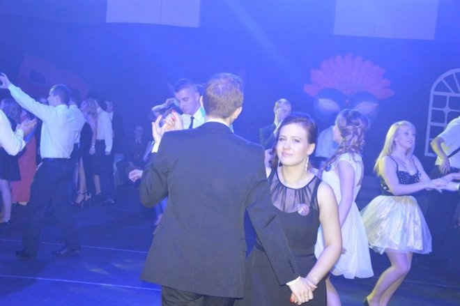 Studniówka III LO [03.01.2014] - zdjęcie #45 - eOstroleka.pl