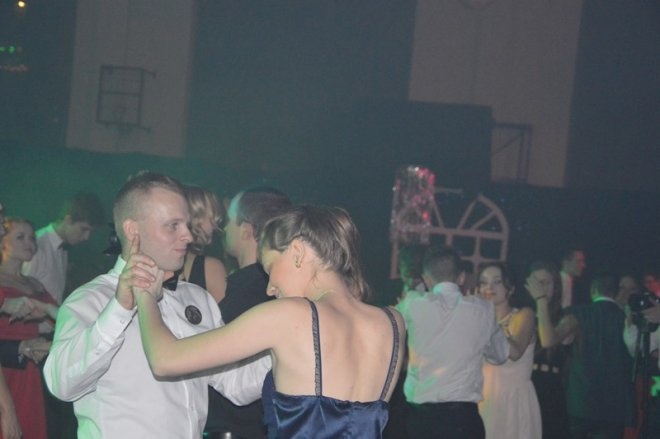 Studniówka III LO [03.01.2014] - zdjęcie #42 - eOstroleka.pl