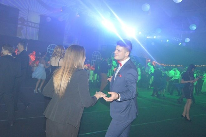 Studniówka III LO [03.01.2014] - zdjęcie #28 - eOstroleka.pl