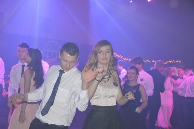 Studniówka III LO [03.01.2014] - zdjęcie #16 - eOstroleka.pl