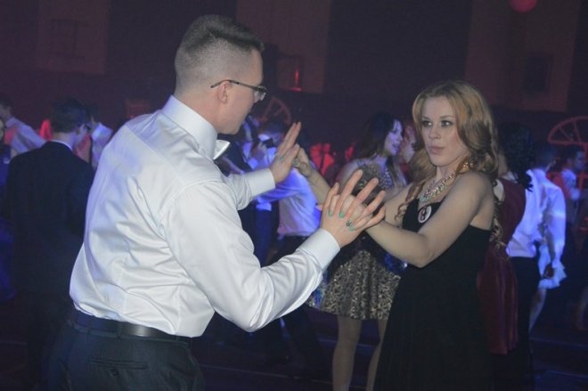 Studniówka III LO [03.01.2014] - zdjęcie #15 - eOstroleka.pl