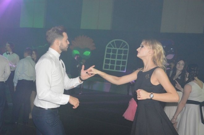 Studniówka III LO [03.01.2014] - zdjęcie #3 - eOstroleka.pl