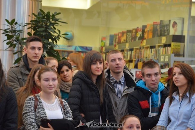 Pokaz mody w Galerii Bursztynowej [04.01.2014] - zdjęcie #69 - eOstroleka.pl