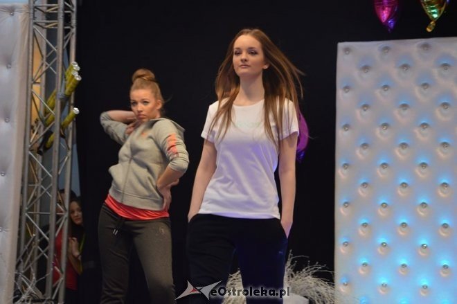 Pokaz mody w Galerii Bursztynowej [04.01.2014] - zdjęcie #53 - eOstroleka.pl