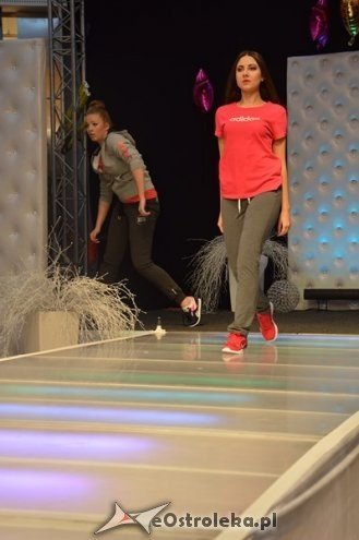 Pokaz mody w Galerii Bursztynowej [04.01.2014] - zdjęcie #34 - eOstroleka.pl