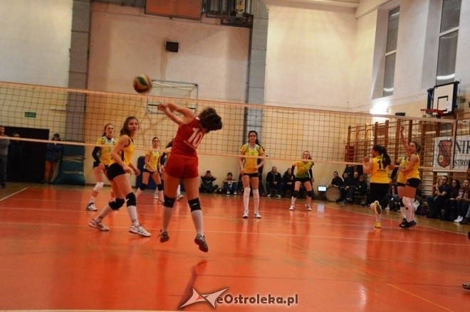 Nike Ostrołęka - Esperanto Warszawa [05.01.2015] - zdjęcie #54 - eOstroleka.pl