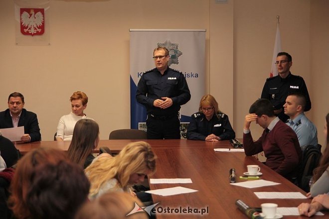 Ostrołęka: X edycja kursu Bądź Bezpieczna wystartowała [07.01.2015] - zdjęcie #7 - eOstroleka.pl