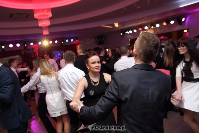 Studniówka ZSZ nr 1 w Ostrołęce [10.01.2015] - zdjęcie #60 - eOstroleka.pl