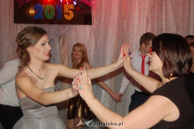 Studniówka ZSP w Kadzidle [10.01.2015] - zdjęcie #13 - eOstroleka.pl