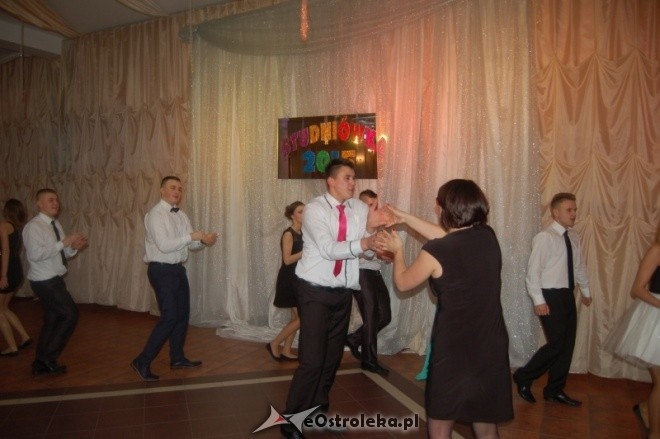 Studniówka ZSP w Kadzidle [10.01.2015] - zdjęcie #11 - eOstroleka.pl