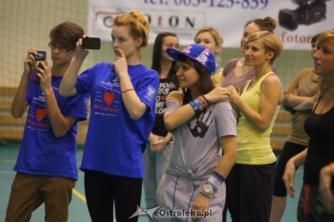 Maraton Zumby w hali im. A. Gołasia [17.01.2015] - zdjęcie #80 - eOstroleka.pl
