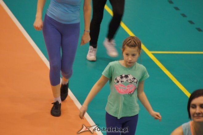 Maraton Zumby w hali im. A. Gołasia [17.01.2015] - zdjęcie #21 - eOstroleka.pl
