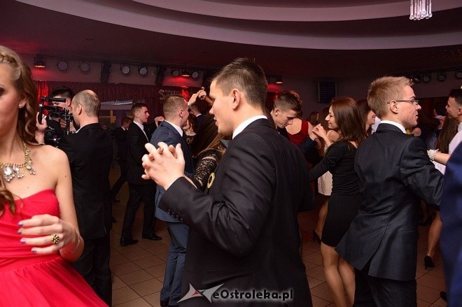 Studniówka I LO [17.01.2015] - zdjęcie #38 - eOstroleka.pl