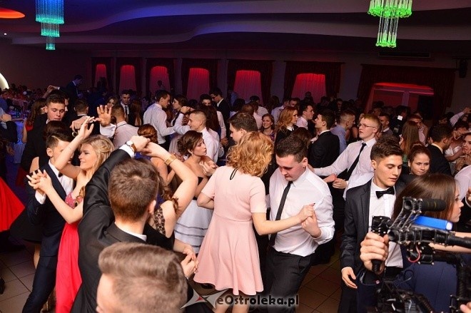 Studniówka I LO [17.01.2015] - zdjęcie #8 - eOstroleka.pl