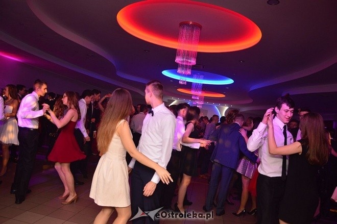Studniówka I LO [17.01.2015] - zdjęcie #4 - eOstroleka.pl