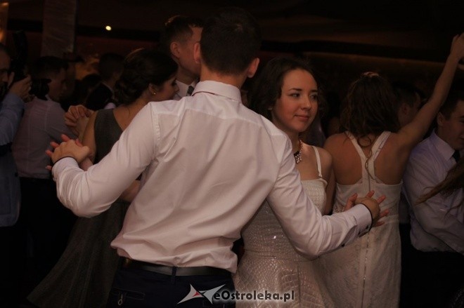 Studniówka II LO [17.01.2015] - zdjęcie #28 - eOstroleka.pl