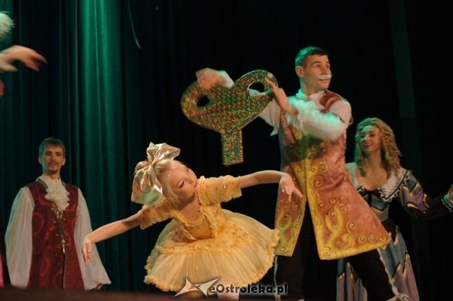 DZIADEK DO ORZECHÓW - spektakl taneczno-baletowy w OCK [18.01.2015] - zdjęcie #32 - eOstroleka.pl