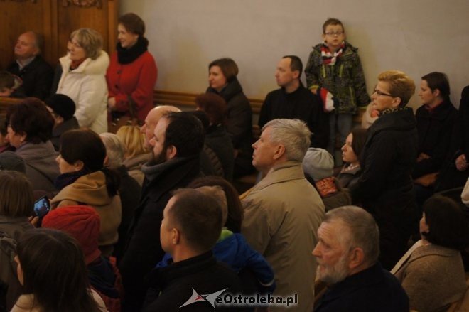Jasełka w kościele pw. Nawiedzenia NMP [18.01.2015] - zdjęcie #25 - eOstroleka.pl