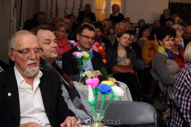 Premiera książki „Kurpiowskie Kwiaty” dr Agnieszki Tańskiej [20.01.2015] - zdjęcie #9 - eOstroleka.pl