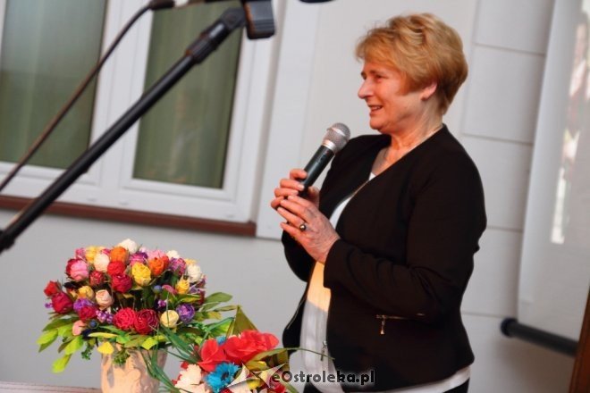 Premiera książki „Kurpiowskie Kwiaty” dr Agnieszki Tańskiej [20.01.2015] - zdjęcie #11 - eOstroleka.pl