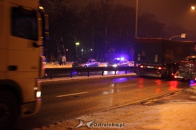 Ostrołęka: Śmiertelne potrącenie pieszej przy Traugutta [26.01.2015] - zdjęcie #1 - eOstroleka.pl