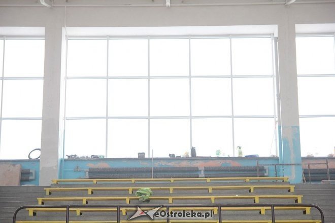 Ostrołęka: Zobacz jak przebiega remont hali sportowej przy Partyzantów [29.01.2015] - zdjęcie #13 - eOstroleka.pl