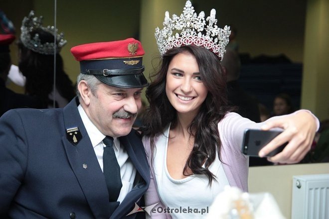 Miss Polski, Ewa Mielnicka czytała bajki w ostrołęckim aquaparku [] - zdjęcie #50 - eOstroleka.pl