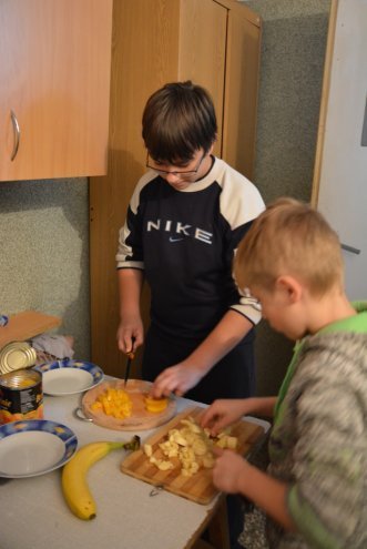 Karnawałowe przysmaki. Warsztaty kulinarne dla dzieci w Goworowie - zdjęcie #2 - eOstroleka.pl