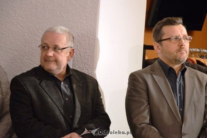 Wernisaż wystawy malarskiej KU ABSTRAKCJI [05.02.2015] - zdjęcie #41 - eOstroleka.pl