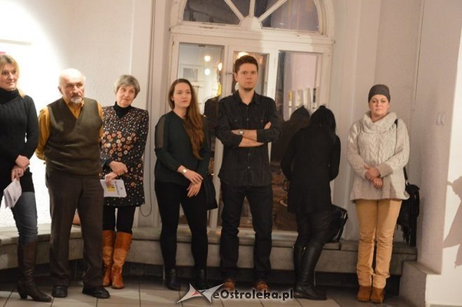 Wernisaż wystawy malarskiej KU ABSTRAKCJI [05.02.2015] - zdjęcie #21 - eOstroleka.pl