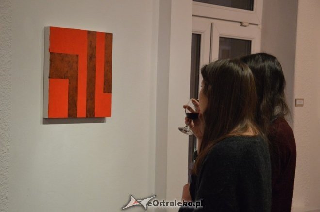 Wernisaż wystawy malarskiej KU ABSTRAKCJI [05.02.2015] - zdjęcie #10 - eOstroleka.pl