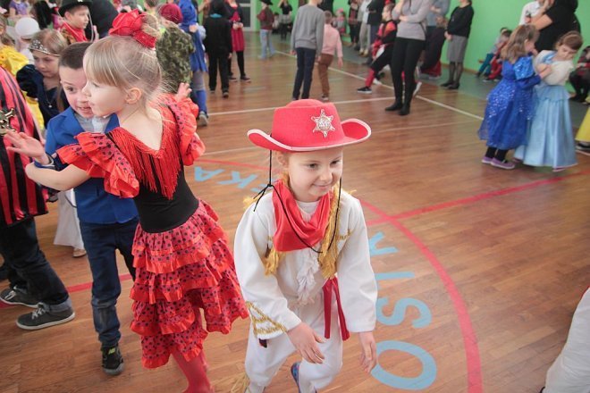 Ball karnawałowy w SP nr 2 [06.02.2015] - zdjęcie #124 - eOstroleka.pl