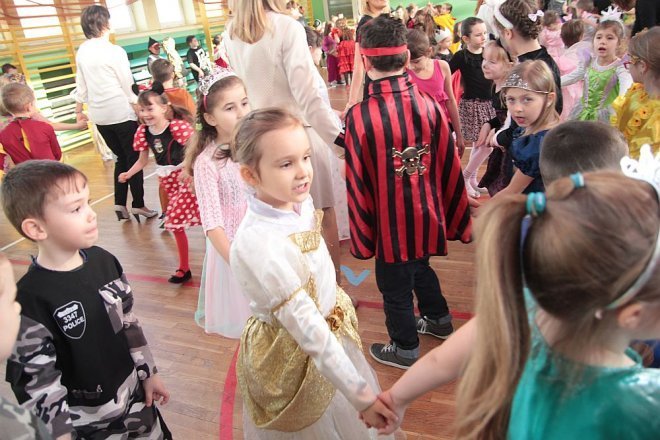 Ball karnawałowy w SP nr 2 [06.02.2015] - zdjęcie #123 - eOstroleka.pl