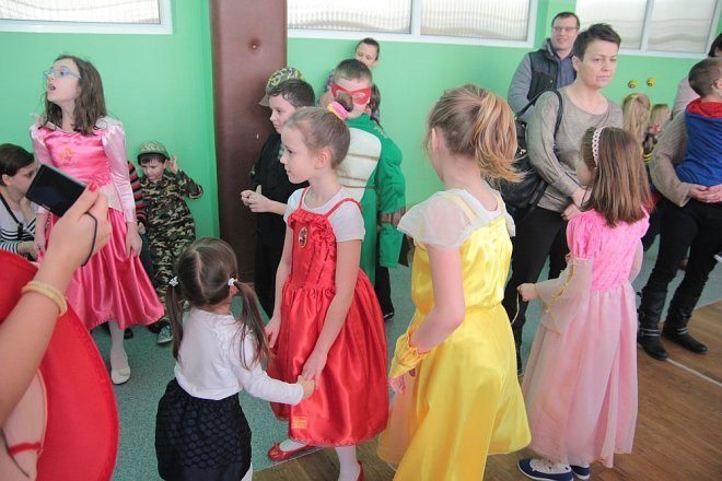 Ball karnawałowy w SP nr 2 [06.02.2015] - zdjęcie #118 - eOstroleka.pl
