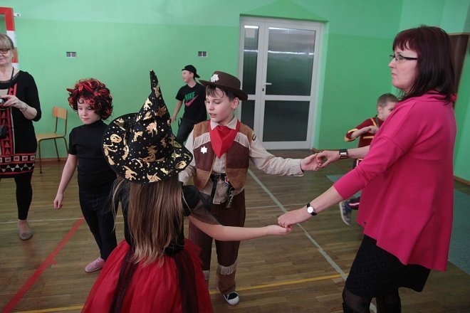 Ball karnawałowy w SP nr 2 [06.02.2015] - zdjęcie #107 - eOstroleka.pl