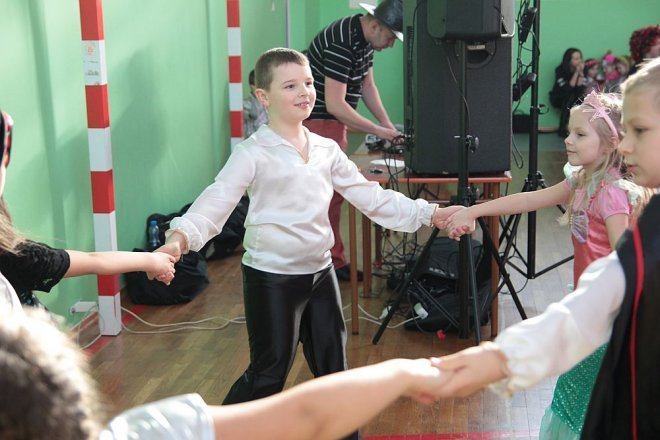 Ball karnawałowy w SP nr 2 [06.02.2015] - zdjęcie #23 - eOstroleka.pl