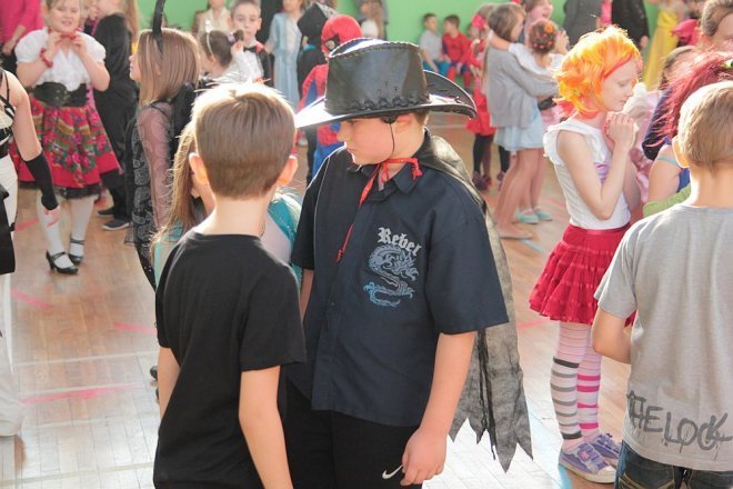 Ball karnawałowy w SP nr 2 [06.02.2015] - zdjęcie #21 - eOstroleka.pl