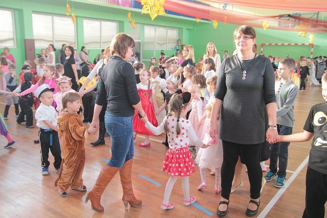 Ball karnawałowy w SP nr 2 [06.02.2015] - zdjęcie #19 - eOstroleka.pl