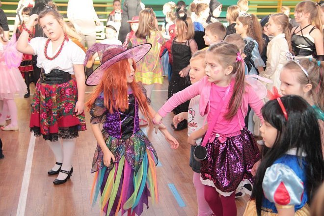 Ball karnawałowy w SP nr 2 [06.02.2015] - zdjęcie #15 - eOstroleka.pl