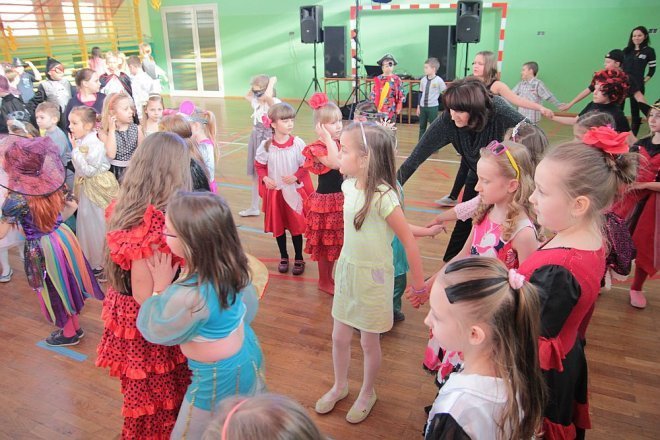 Ball karnawałowy w SP nr 2 [06.02.2015] - zdjęcie #10 - eOstroleka.pl