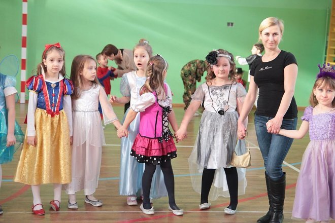 Ball karnawałowy w SP nr 2 [06.02.2015] - zdjęcie #108 - eOstroleka.pl