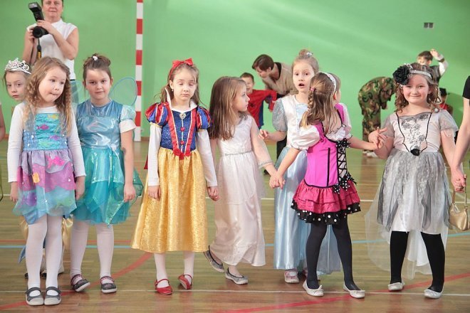 Ball karnawałowy w SP nr 2 [06.02.2015] - zdjęcie #106 - eOstroleka.pl