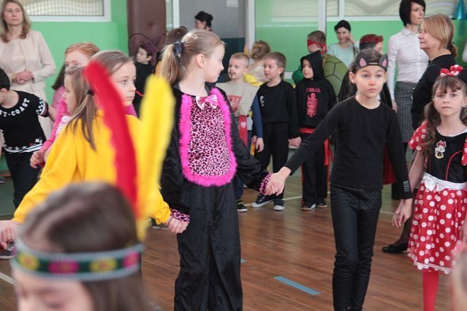 Ball karnawałowy w SP nr 2 [06.02.2015] - zdjęcie #96 - eOstroleka.pl