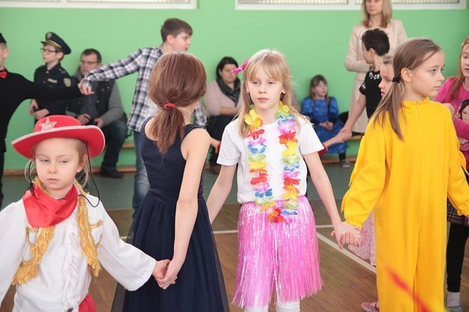 Ball karnawałowy w SP nr 2 [06.02.2015] - zdjęcie #94 - eOstroleka.pl