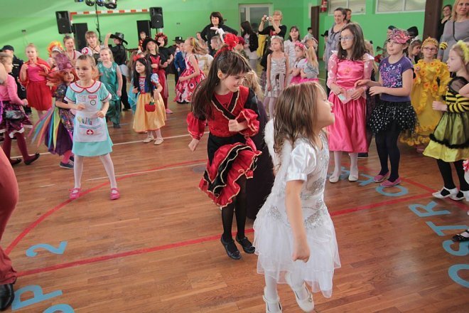 Ball karnawałowy w SP nr 2 [06.02.2015] - zdjęcie #71 - eOstroleka.pl