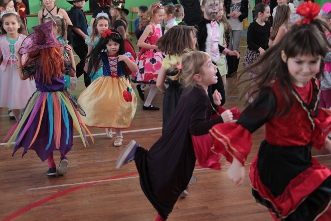 Ball karnawałowy w SP nr 2 [06.02.2015] - zdjęcie #69 - eOstroleka.pl