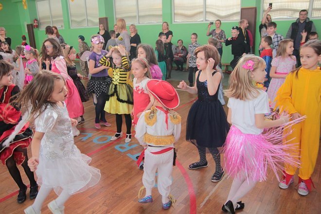 Ball karnawałowy w SP nr 2 [06.02.2015] - zdjęcie #67 - eOstroleka.pl