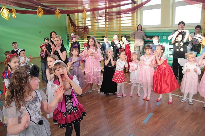 Ball karnawałowy w SP nr 2 [06.02.2015] - zdjęcie #57 - eOstroleka.pl