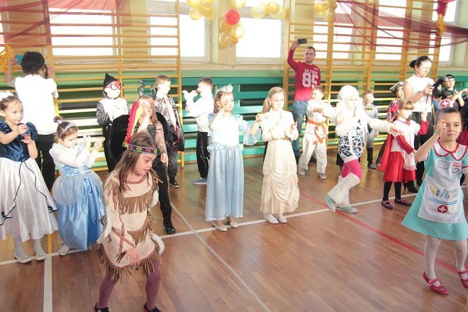 Ball karnawałowy w SP nr 2 [06.02.2015] - zdjęcie #47 - eOstroleka.pl